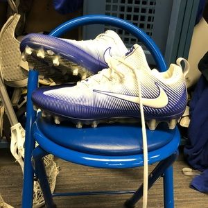 Nike vapor untouchable football cleat (new)